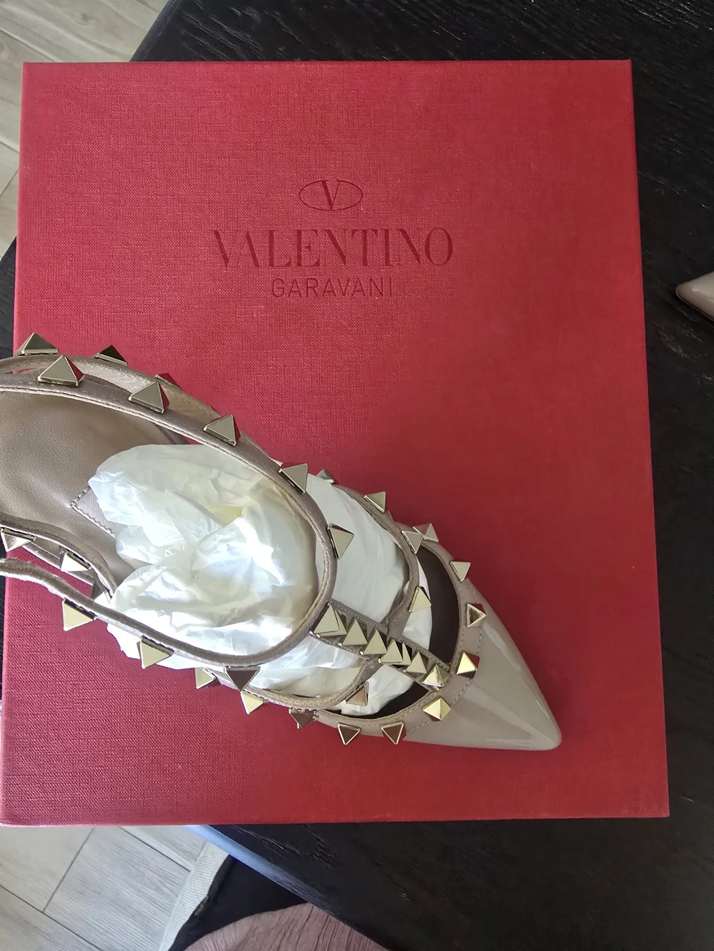Valentino elegant slingback